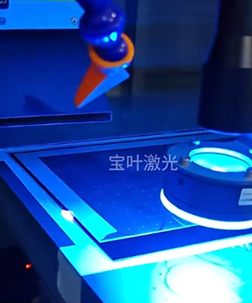 ​超薄玻璃盖板修边，照图纸内缩0.15mm切割，不伤玻璃、无残胶